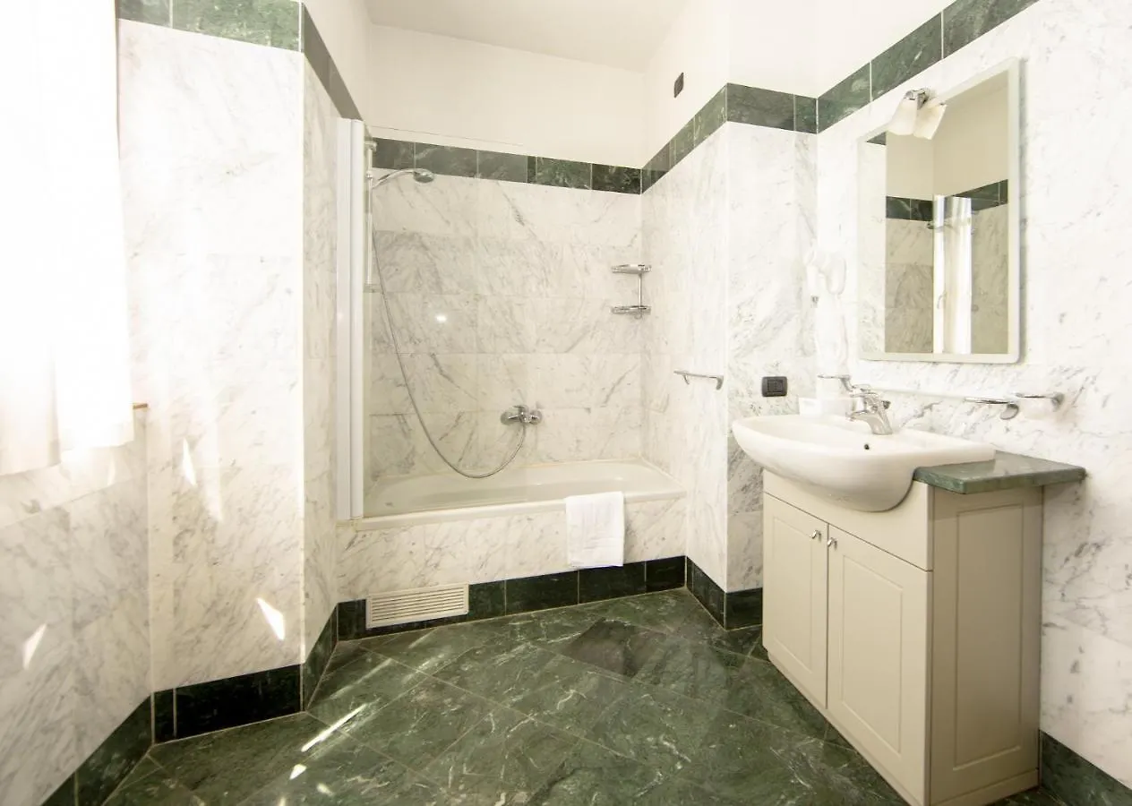 Hotel Il Gelso Pontevico 3*,  Italia